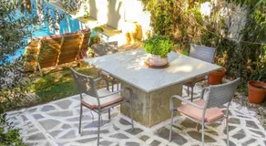 St. Thomas Bed and Breakfast - Image 2