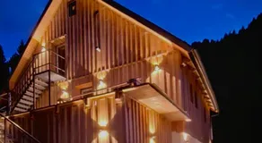 LostGarden Apartments by AA Holiday Homes - Image 2