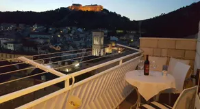 Oleander Apartment & Room Centar - Image 4