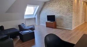 Newly renovated, great location - Image 4