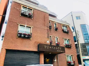 Gangneung Guesthouse Jungang - Image 3