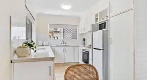 Monaco Escape - Seaside Stay near Dining and Nightlife - Image 4