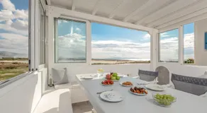 Naxian Wave Seaside Villa - Image 3