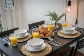 Wood House by EDEN Accommodation - 3 Bedroom Whole House, Sleeps 6 - Image 5