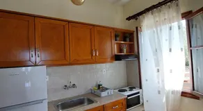 Violetta Studios & Apartments - Image 4