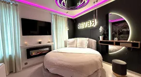 Tout pour Rêver - Love Room - Jacuzzi - Image 2