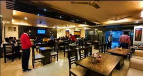 Mayur Hotel - Image 5