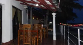Dutch Bay Beach Cottages - Image 5