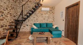Mystras Panorama House - Image 5
