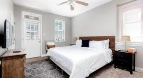 3 King Beds/3Baths Spacious - Image 2