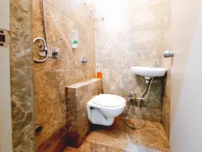 Hotel Nova Pride - Image 4