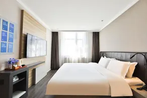 Hanting Premium Hotel Changchun Railway Station - Image 2