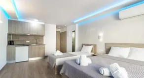 Summer Inn - Image 2