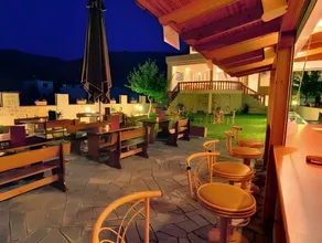 Ellas Hotel - Image 4