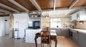 Sunny Loft with a Panoramic View - Image 3