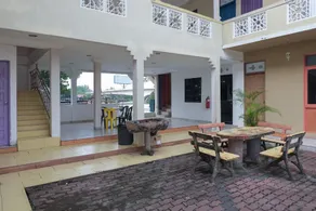 OYO 90018 River Village Hotel - Image 2