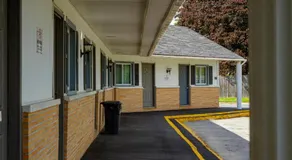 Farmington Motel - Image 3