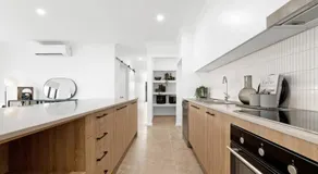 Noble Casa Brand New Estate Sleeps 8 Burpengary East - Image 5