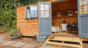 Hideaway Cabin - Image 5