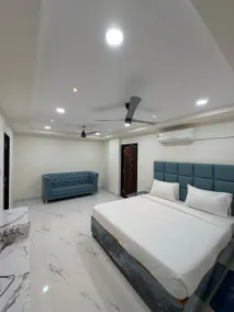 G square The Premium Hotel - Image 2