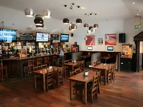 Livingston Lodge Hotel - Image 5