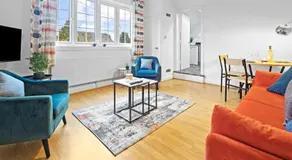 Spacious, Luxurious Cliffes - Image 2