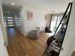 FIVE bedroom accessible Home with space for all! - Image 3