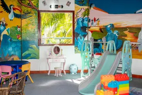 Castello Beach Hotel - Image 2