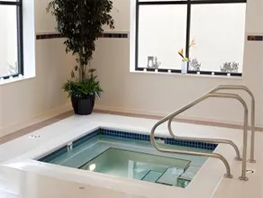 Courtyard by Marriott Canton - Image 3