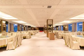 Linqi Hotel - Image 2