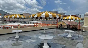 Sundeck Suites - Image 2