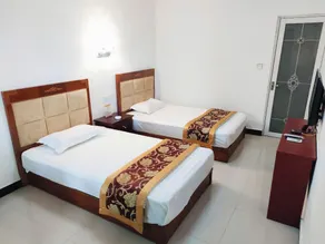 Fun Stay Hotel - Image 2
