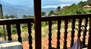 Iaspis Guesthouse - Image 5