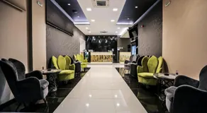 Garni Hotel Zen free parking - Image 4
