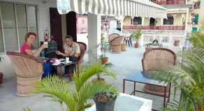 Madhav Guest House - Image 4