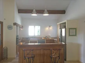 Inviting Villa in Saumane-De-Vaucluse with Swimming Pool - Image 5