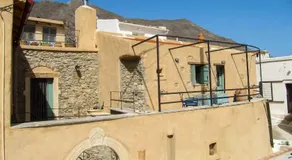 Private studio in historic house - Image 4