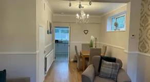 Charming 3-Bed Home Comfortable Stay in Coalville - Image 2