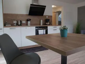 Oak Comfortable Holiday Residence - Image 5