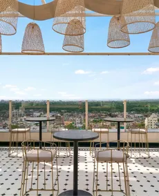The Divine Hotel - Image 4