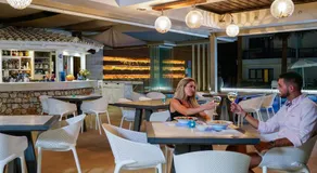 Alkionides Seaside Hotel - Image 3