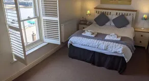 Whitby Sea View Cottage Prime Historic Old Town Location - Image 2