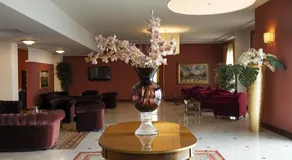 Hotel Maxim - Image 3