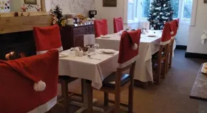 Llanwrtyd Hall B&B Angelis Holistic Retreat - Image 3