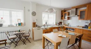 White Guest House - Image 2