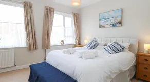 34 North Denes Road - Image 2