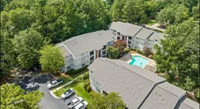 Walk .9 to Toomer's, 2BD/2BTH, 4 Queens, 2 sofabed - Image 2