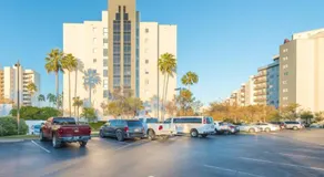 NEW - remodeled Studio close to Universal Studios - Image 4