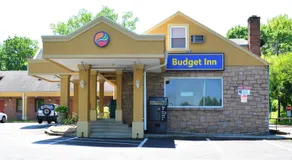 Budget Inn Falls Church - Image 5