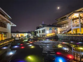 Zhaojian Shanju Hotel - Image 3